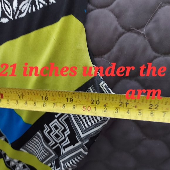 Dress -Plus Size-  Fitted Summer Dress - Picture 4 of 7